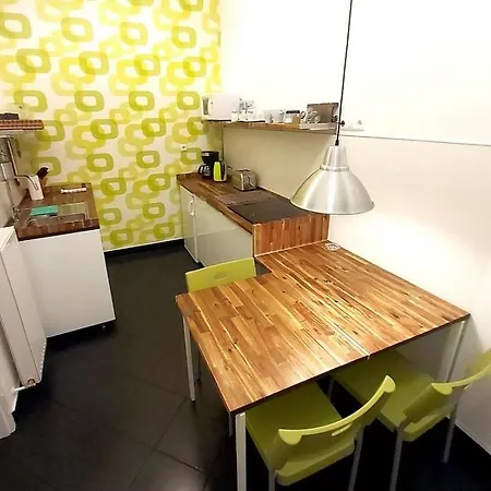 Quiet,cozy And In The B2 Sza Budapest