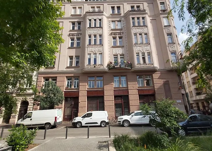 Quiet,cozy And In The B2 Sza Budapesta