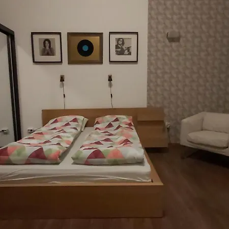 Quiet,cozy And In The B2 Sza דירה